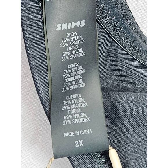 Skims underwire swim top Nwt - Picture 4 of 7